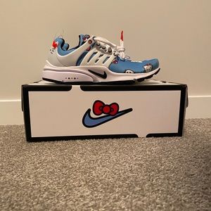Nike Air Presto x Hello Kitty - Size 6